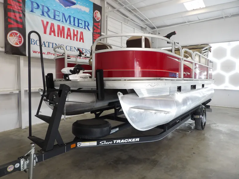 Slide: The Image of Sun Tracker 18 Bass Buggy 2019 - 8