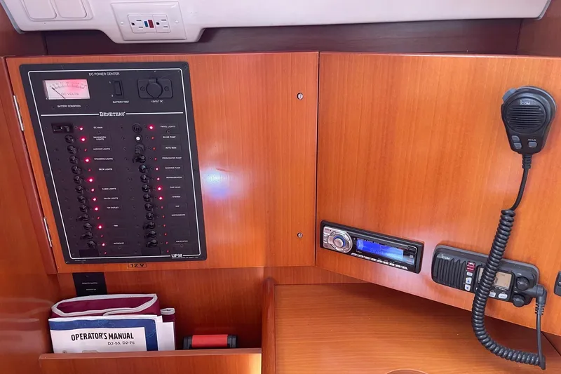 Slide: The Image of Control panel of a 2006 Beneteau Oceanis Clipper 423 yacht with radio and manual. - 25