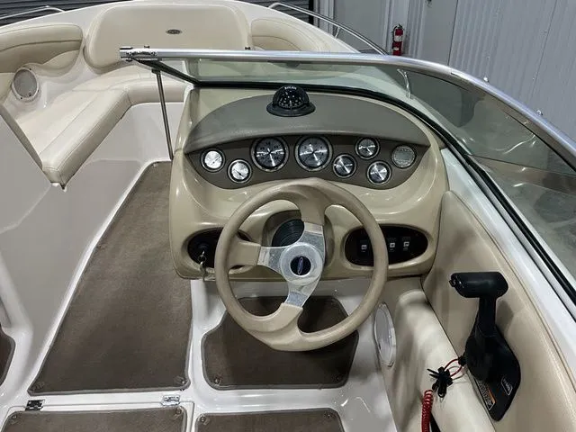 Slide: The Image of Chaparral 210SS 2003 - 6