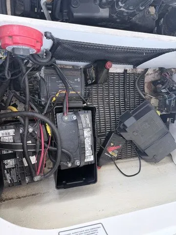 Slide: The Image of Monterey 234FS 2006 - 15