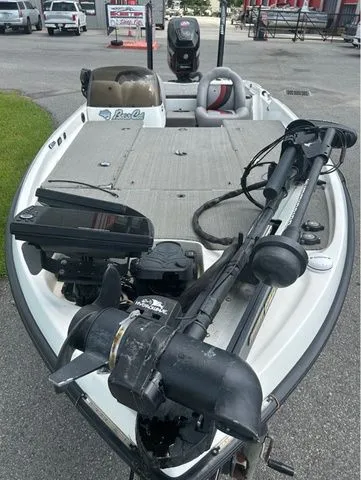 Slide: The Image of Bass Cat Cougar 2008 - 3