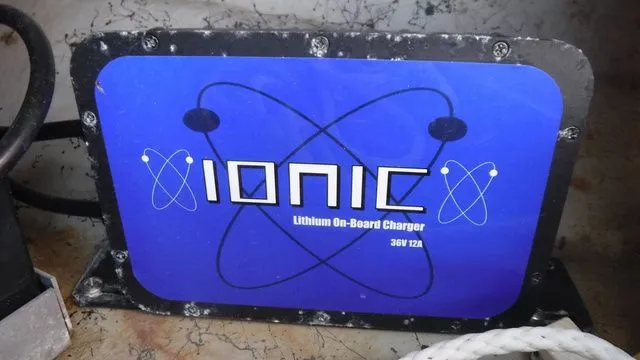 Slide: The Image of Kenner 180cc 2001 - 14