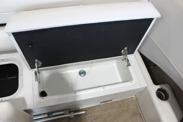 Slide: The Image of Crownline Boats 215 SS 2017 - 12