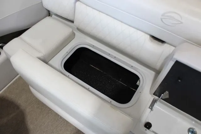 Slide: The Image of Crownline Boats 215 SS 2017 - 13