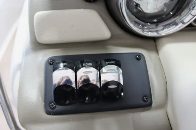 Slide: The Image of Crownline Boats 215 SS 2017 - 21