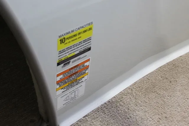 Slide: The Image of Crownline Boats 215 SS 2017 - 25