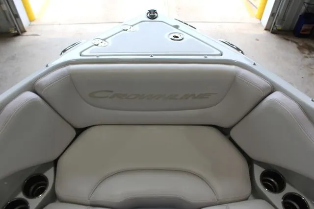 Slide: The Image of Crownline Boats 215 SS 2017 - 28