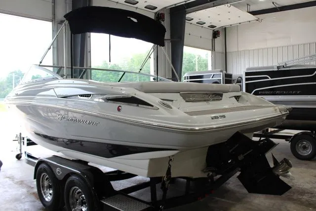 Slide: The Image of Crownline Boats 215 SS 2017 - 6