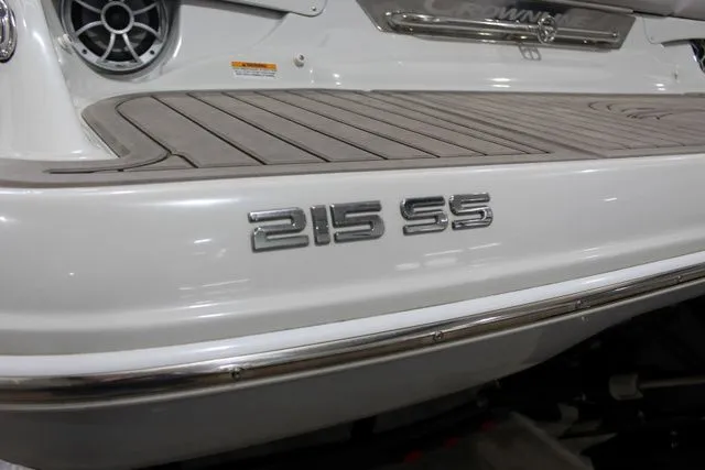 Slide: The Image of Crownline Boats 215 SS 2017 - 7