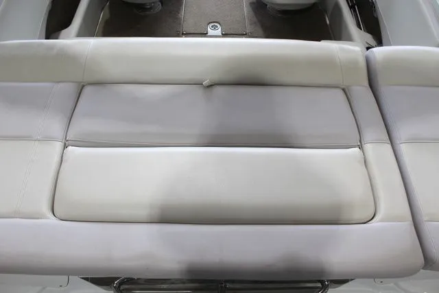 Slide: The Image of Crownline Boats 215 SS 2017 - 9