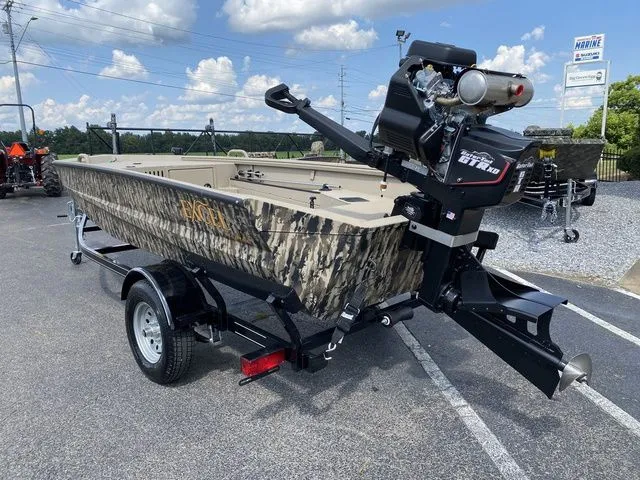 Slide: The Image of Excel Eclipse 15' 2024 - 3