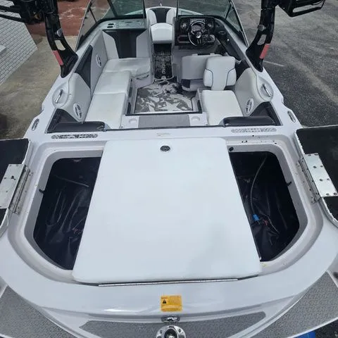 Slide: The Image of Nautique Super Air Nautique 210 Team Edition 2010 - 10