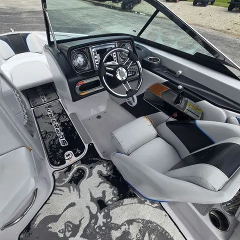 Slide: The Image of Nautique Super Air Nautique 210 Team Edition 2010 - 16