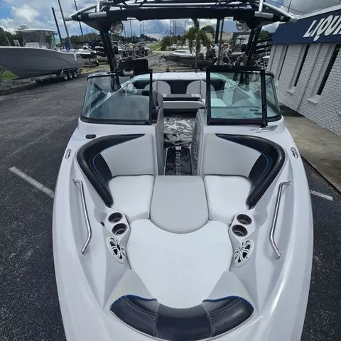 Slide: The Image of Nautique Super Air Nautique 210 Team Edition 2010 - 6