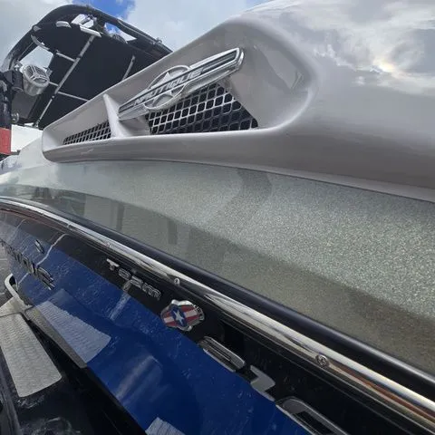 Slide: The Image of Nautique Super Air Nautique 210 Team Edition 2010 - 7