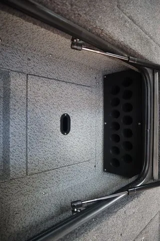 Slide: The Image of Crestliner 2050 Fish Hawk 2026 - 13