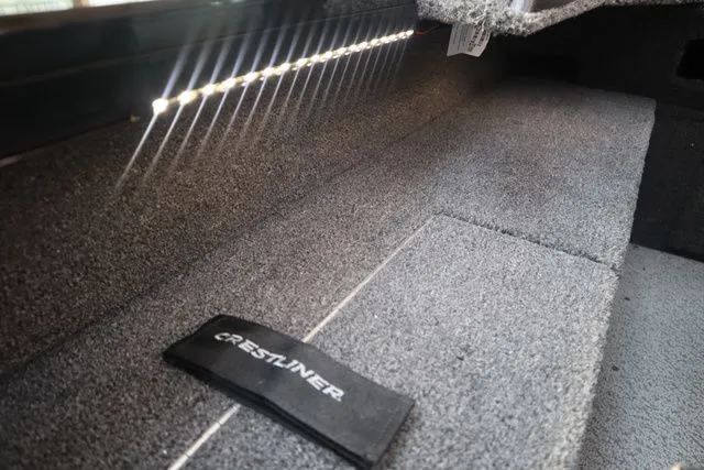 Slide: The Image of Crestliner 2050 Fish Hawk 2026 - 23