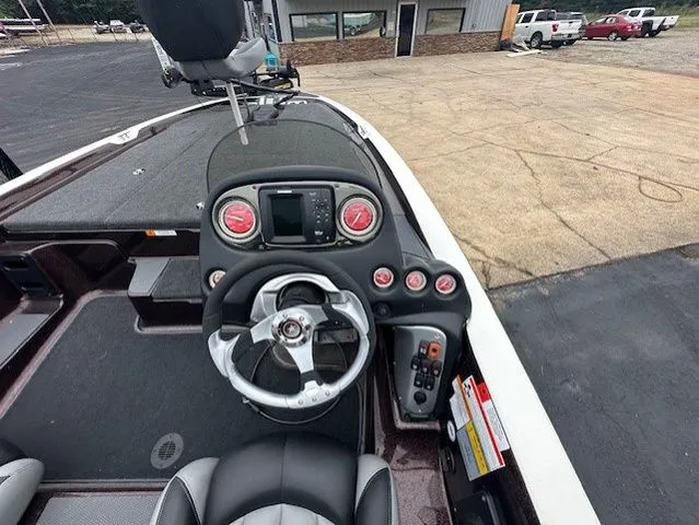 Slide: The Image of Stratos 285 XL 2011 - 3