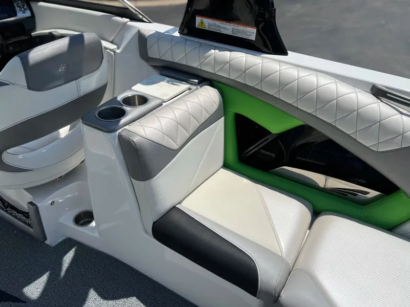 Slide: The Image of Tigé Z3 2014 - 18