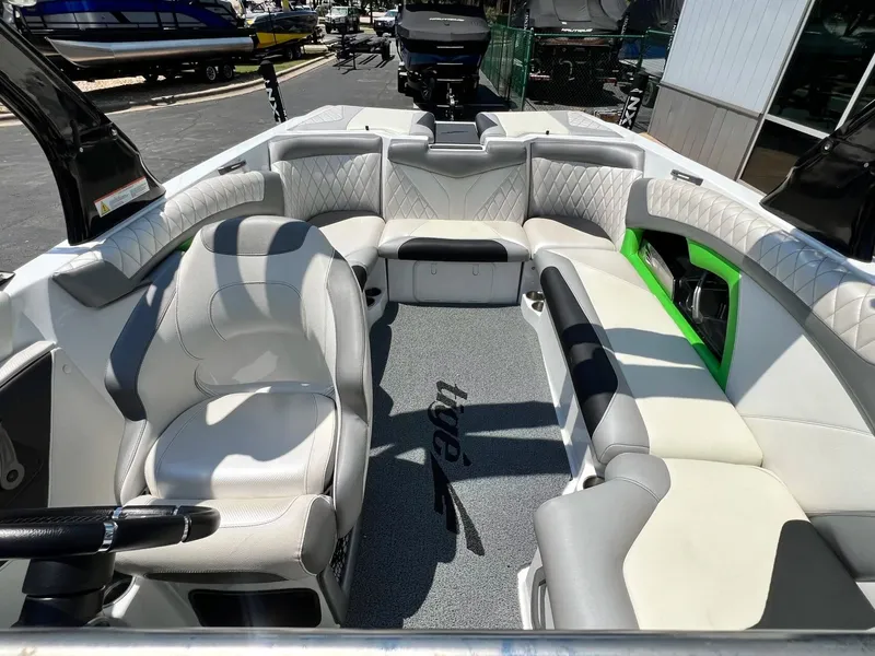 Slide: The Image of Tigé Z3 2014 - 20