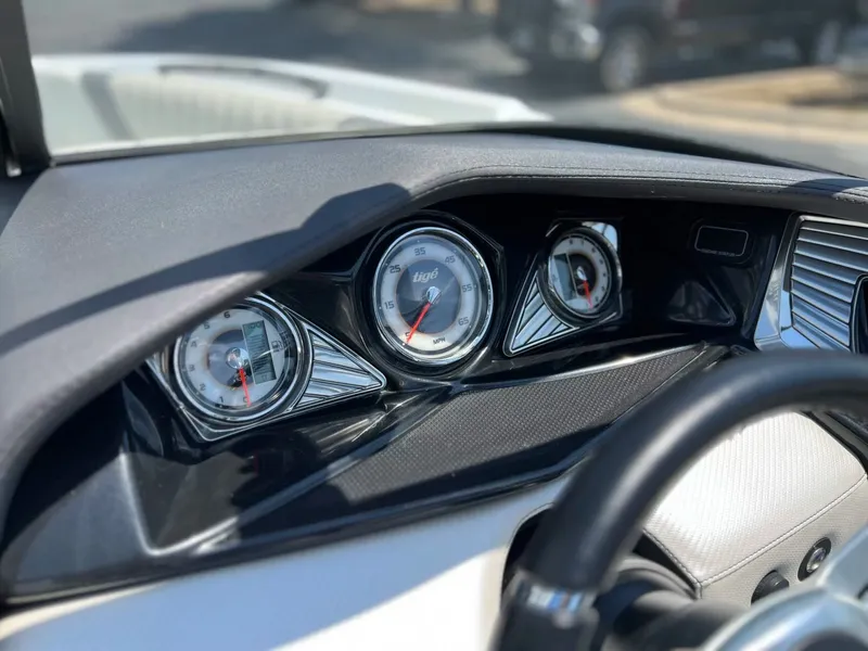 Slide: The Image of Tigé Z3 2014 - 23