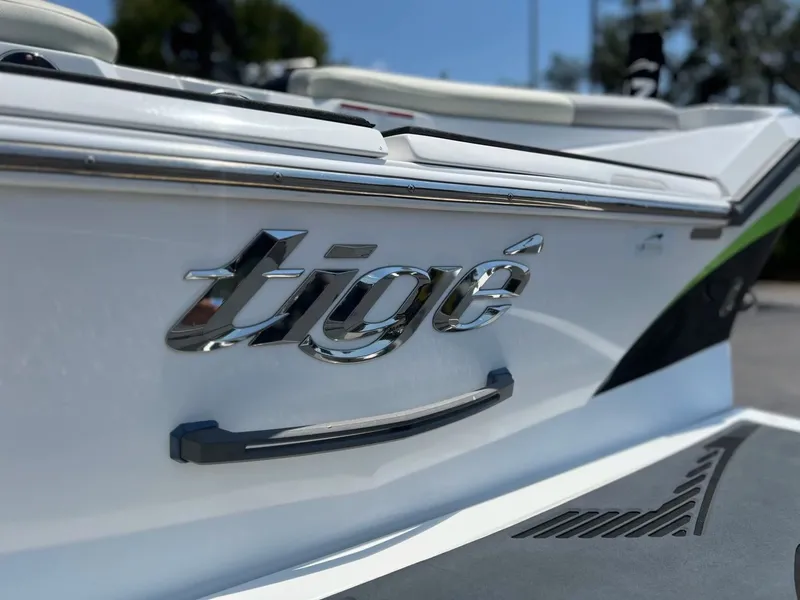 Slide: The Image of Tigé Z3 2014 - 6