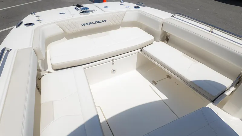 Slide: The Image of World Cat 235 Tournament Edition 2026 - 23