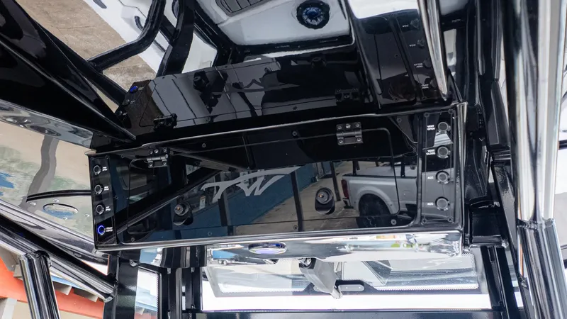 Slide: The Image of Tidewater 272 CC Adventure 2026 - 14