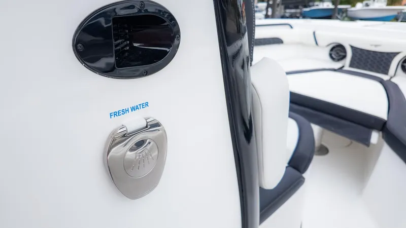 Slide: The Image of Tidewater 272 CC Adventure 2026 - 19