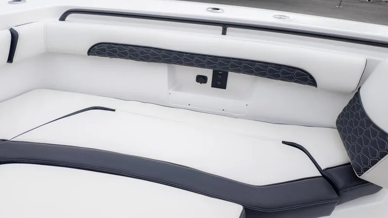 Slide: The Image of Tidewater 272 CC Adventure 2026 - 20