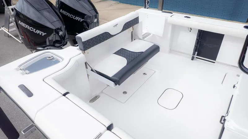 Slide: The Image of Tidewater 272 CC Adventure 2026 - 7