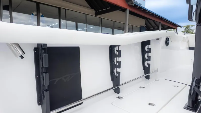 Slide: The Image of Tidewater 272 CC Adventure 2026 - 9