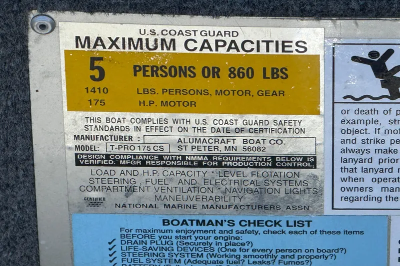 Slide: The Image of 1999 Alumacraft Tournament Pro 175 CS capacity label, U.S. Coast Guard safety standards. - 25