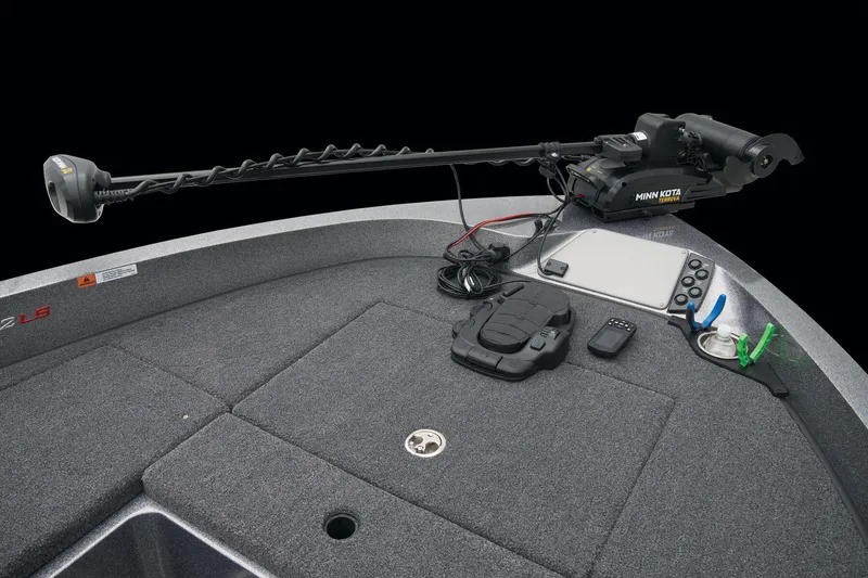 Slide: The Image of Ranger 212LS 2024 - 16