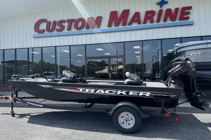 The Image of 2025 Tracker Panfish 17 boat outside Custom Marine dealership. - 0