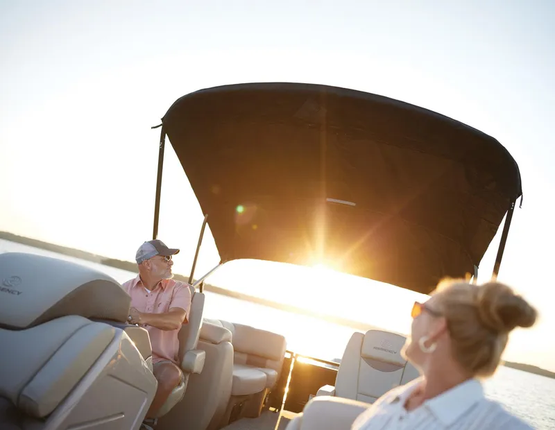 Slide: The Image of Regency 250 LE3 2024 - 74