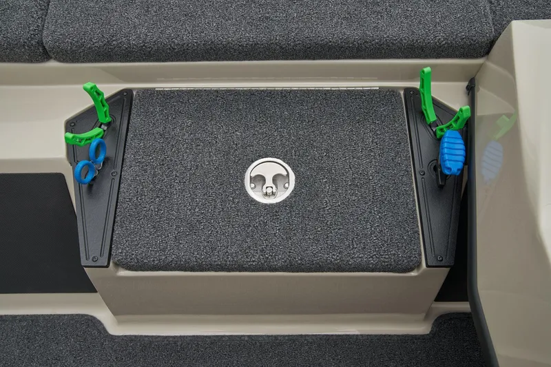 Slide: The Image of Ranger Z185 2025 - 31