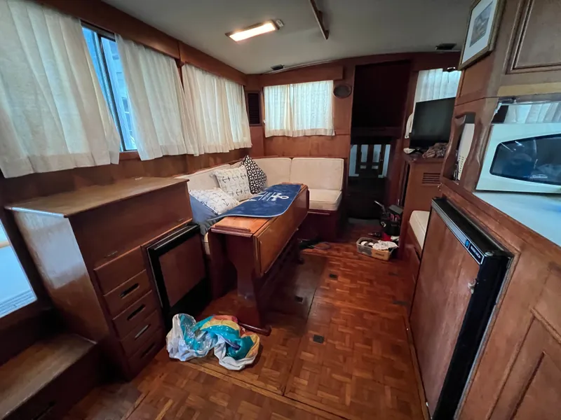 Slide: The Image of Grand Banks 36 Classic 1983 - 29