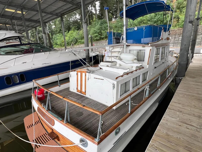 Slide: The Image of Grand Banks 36 Classic 1983 - 3