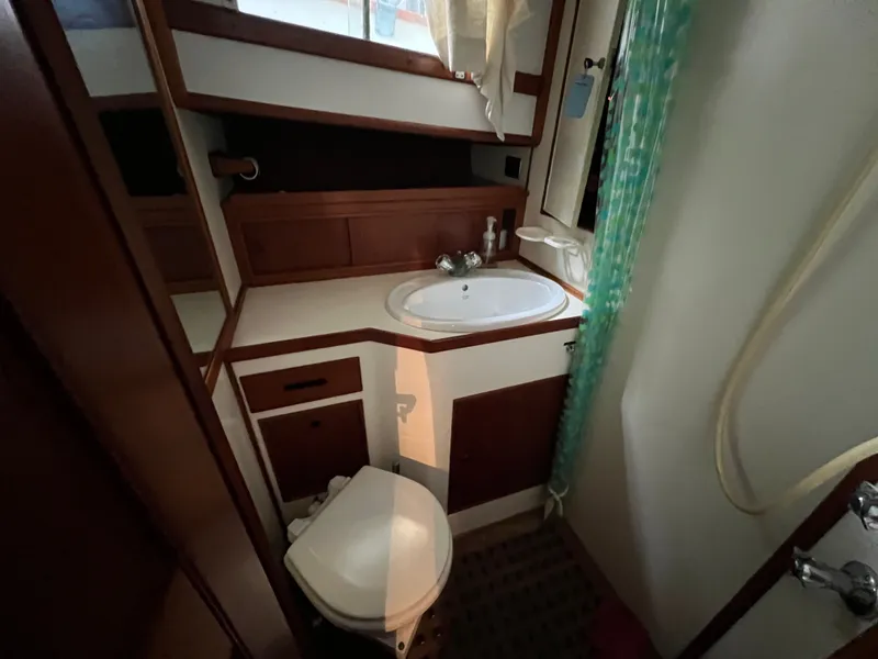 Slide: The Image of Grand Banks 36 Classic 1983 - 39