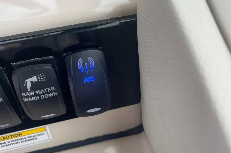 Slide: The Image of SIMRAD AIS SEND & RECEIVE TRANSPONDER - 47