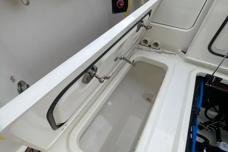 Slide: The Image of STBD. FISHBOX W/MACERATOR - 59