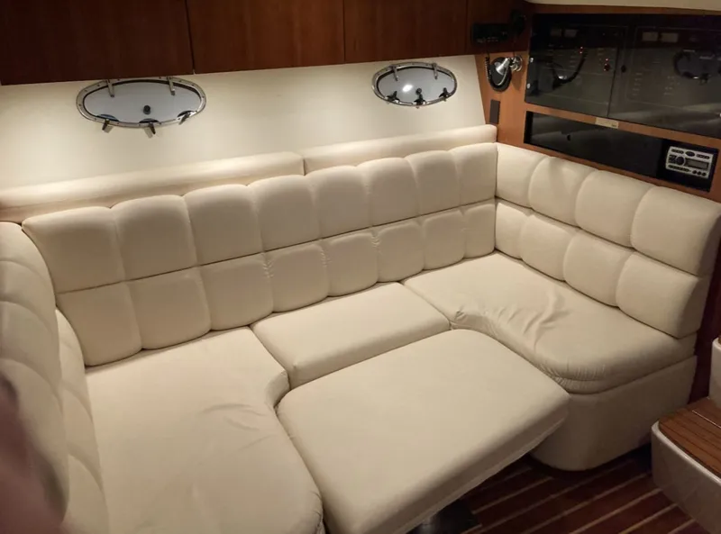 Slide: The Image of Tiara 3500 Open 2000 - 13