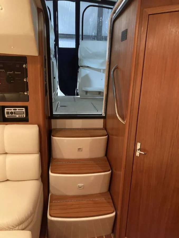 Slide: The Image of Tiara 3500 Open 2000 - 14