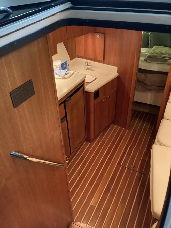 Slide: The Image of Tiara 3500 Open 2000 - 16