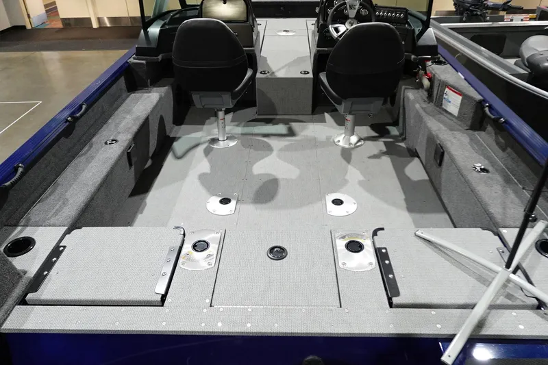 Slide: The Image of 2025 G3 AV19SF boat interior with dual seats and spacious deck layout. - 10