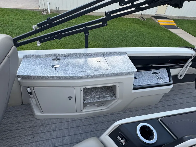 Slide: The Image of Tahoe CAS VRBW25T 2023 - 22