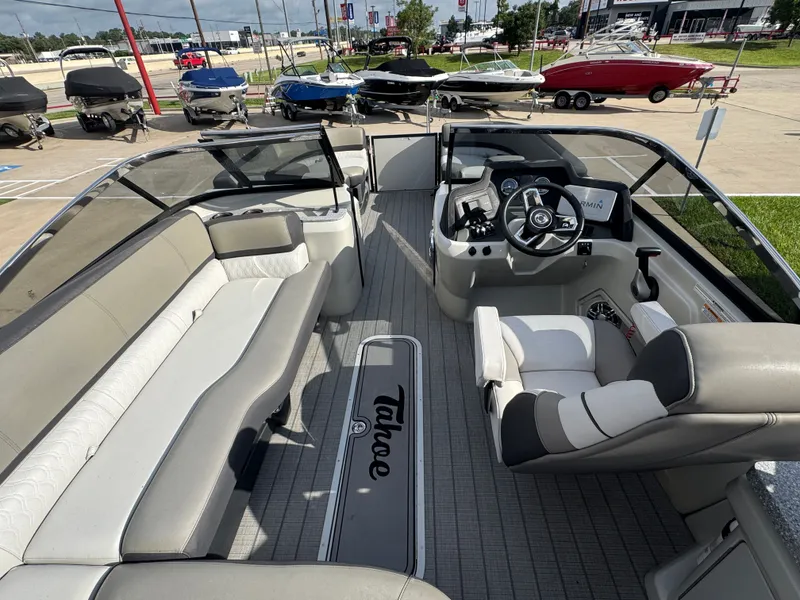 Slide: The Image of Tahoe CAS VRBW25T 2023 - 26