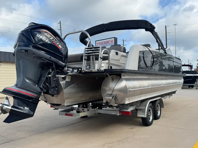 Slide: The Image of Tahoe CAS VRBW25T 2023 - 3