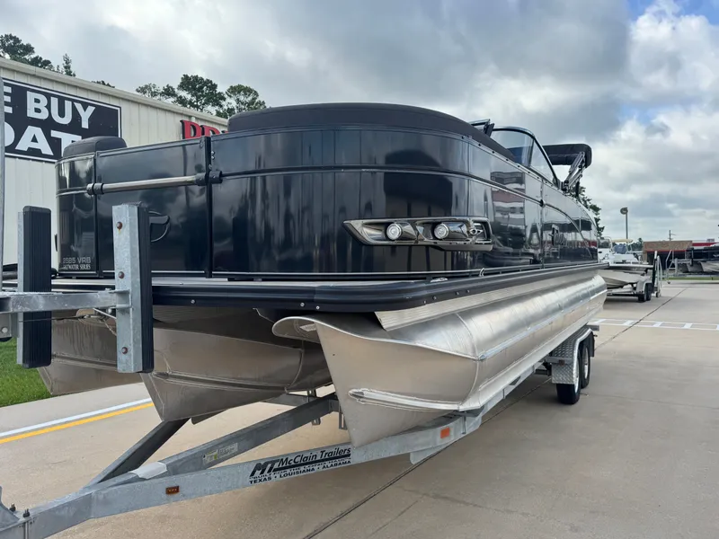 Slide: The Image of Tahoe CAS VRBW25T 2023 - 9